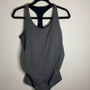 Old Navy Active- Power soft built in bra gray active top- Size Medium